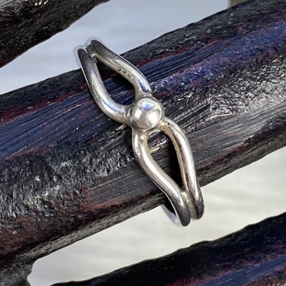 Minimalist Sterling Silver Ball Ring Size 6